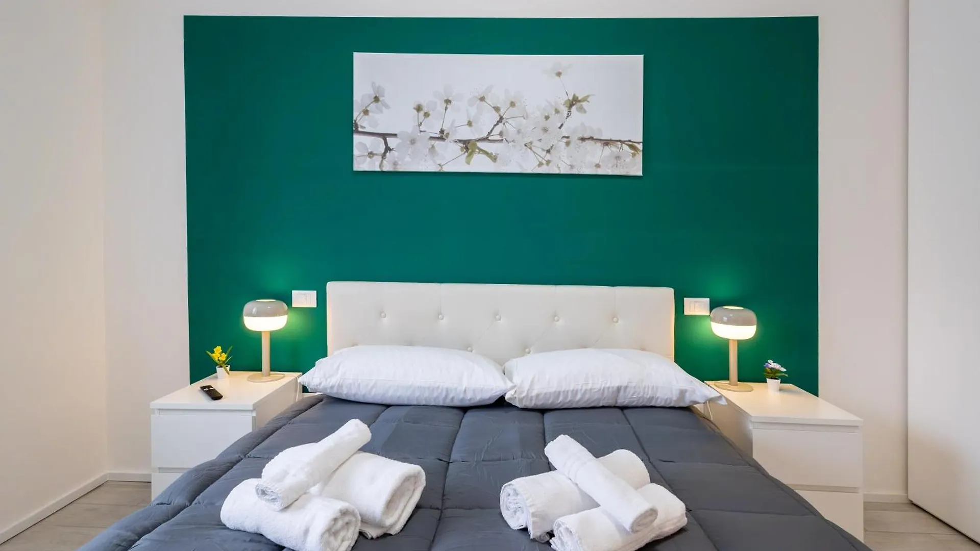 Casa Marite - Private Parking Apartment Pisa
