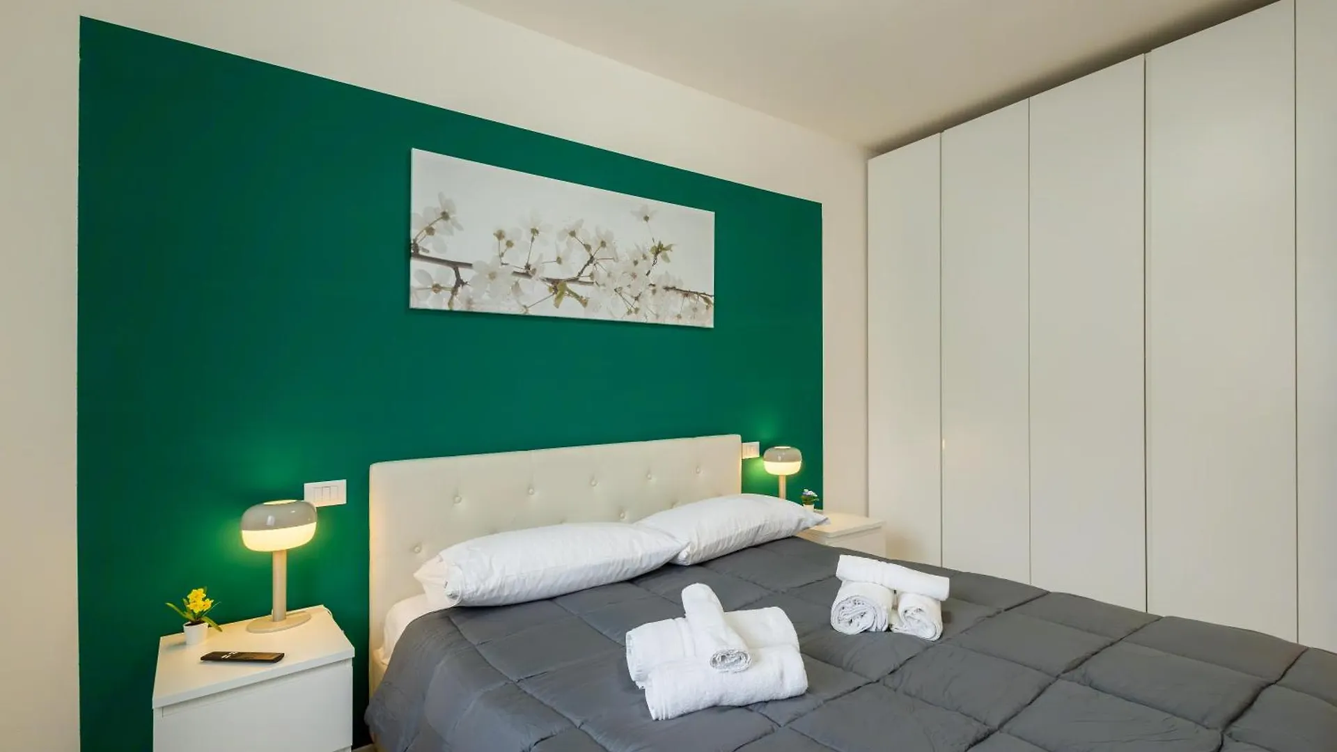 Casa Marite - Private Parking Apartment Pisa